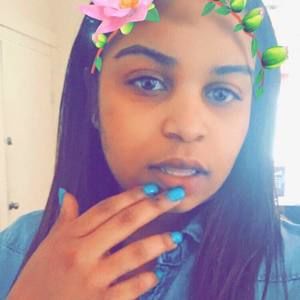 Meet your Posher, Ellie